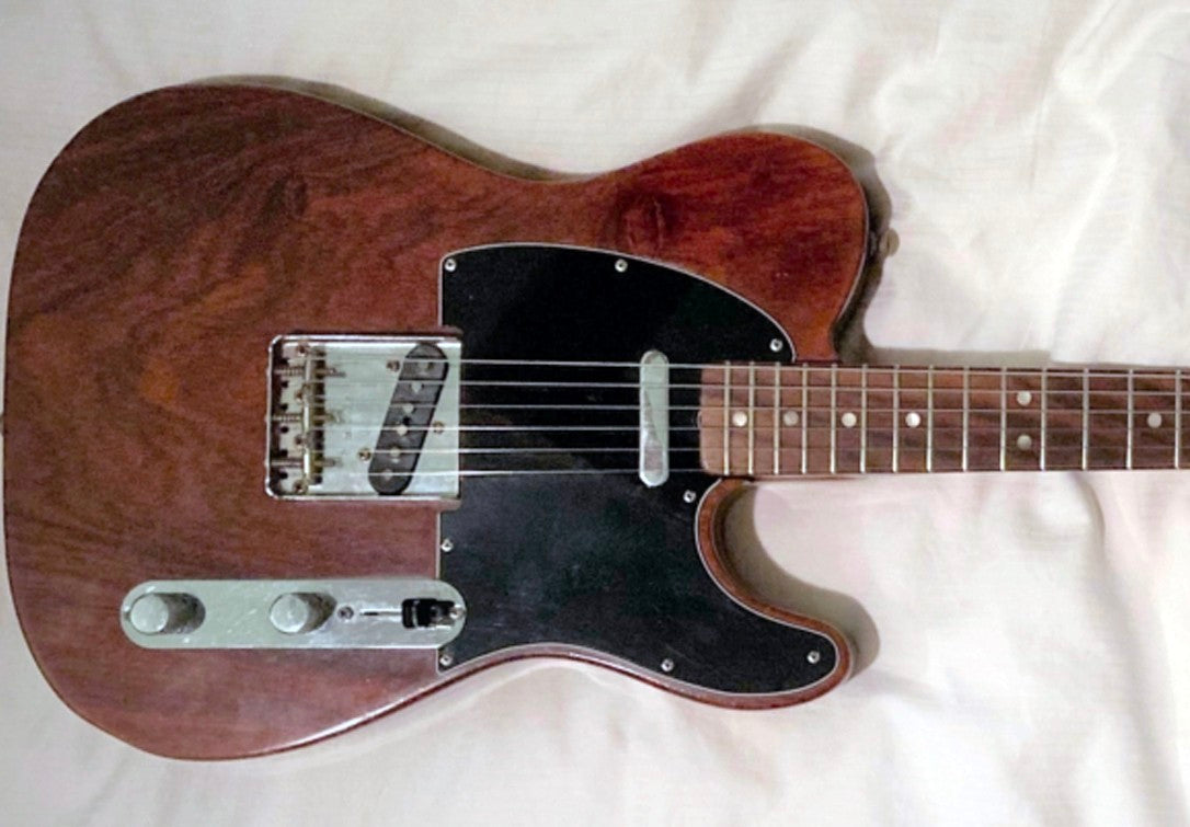 Henriksen Guitar Stories_0001_Layer 3