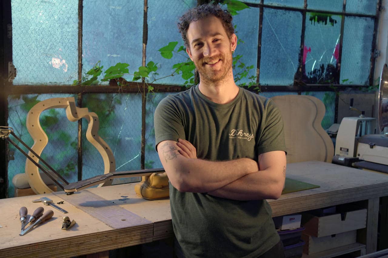7 Questions with Luthier D’Arcy Blake