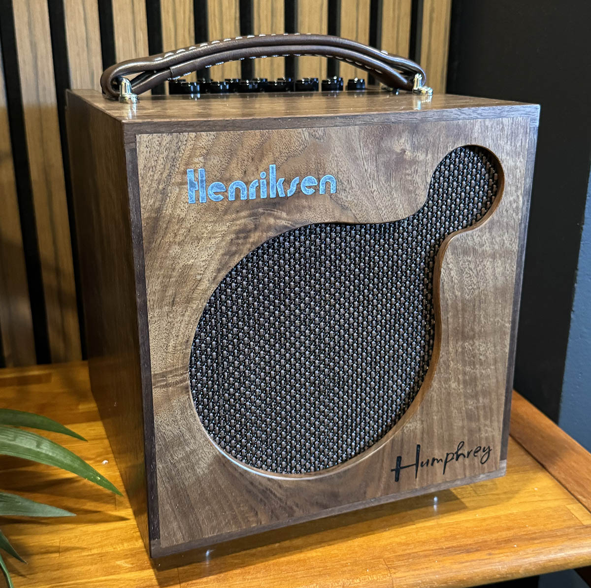 The Bud SIX LTD Walnut SN 4379 - Image 6